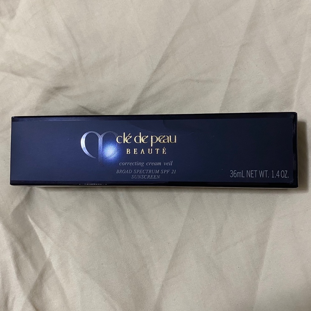 cle de peau- Correcting Cream Veil SPF 21